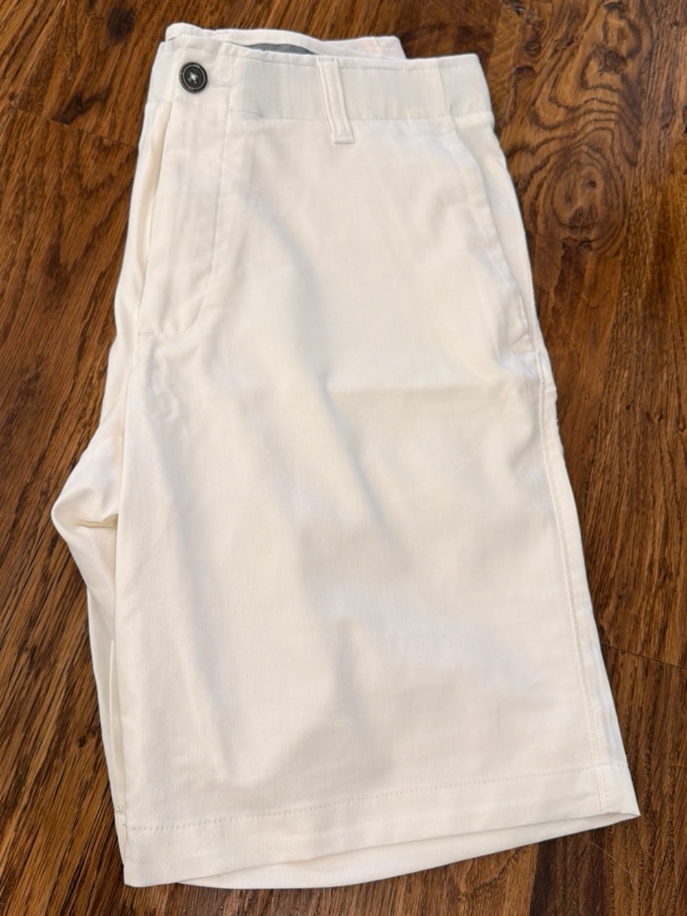 Under Armour Men's White Flat-Front Performance Shorts